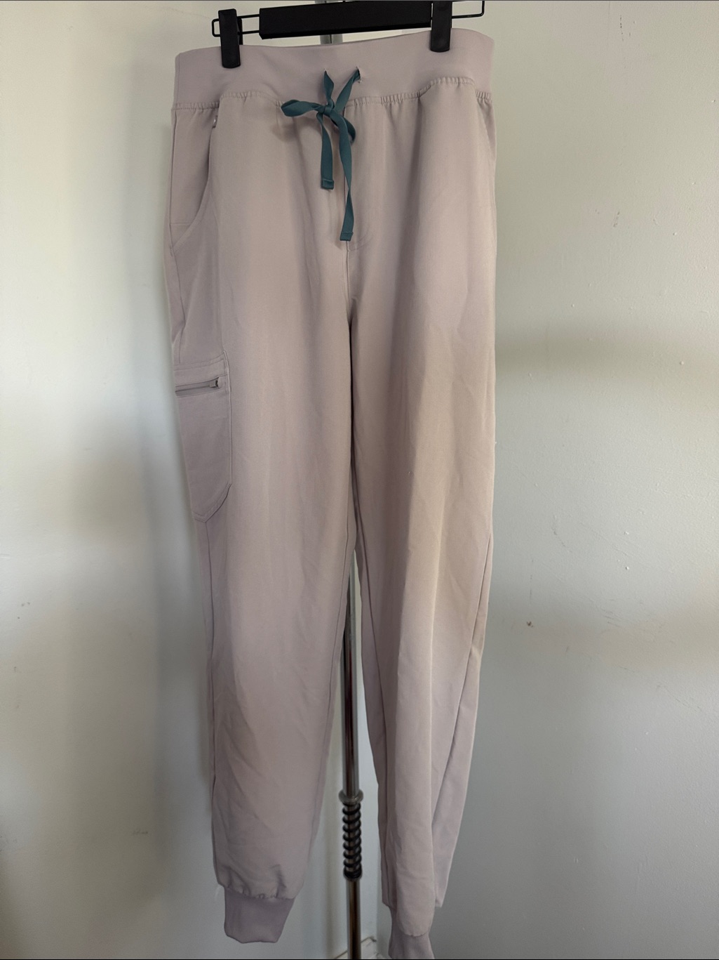 Figs Light Gray Joggers With Teal Drawstring Sz L